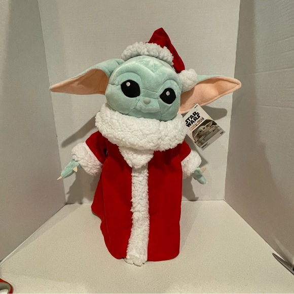 HTF Disney Baby Yoda Plush Star Wars Mandalorian Grogu Holiday Greeter 2022 - Picture 6 of 13